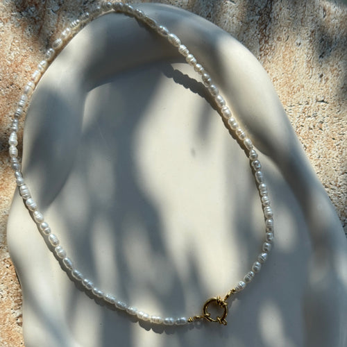 Elara süßwasserperlen choker