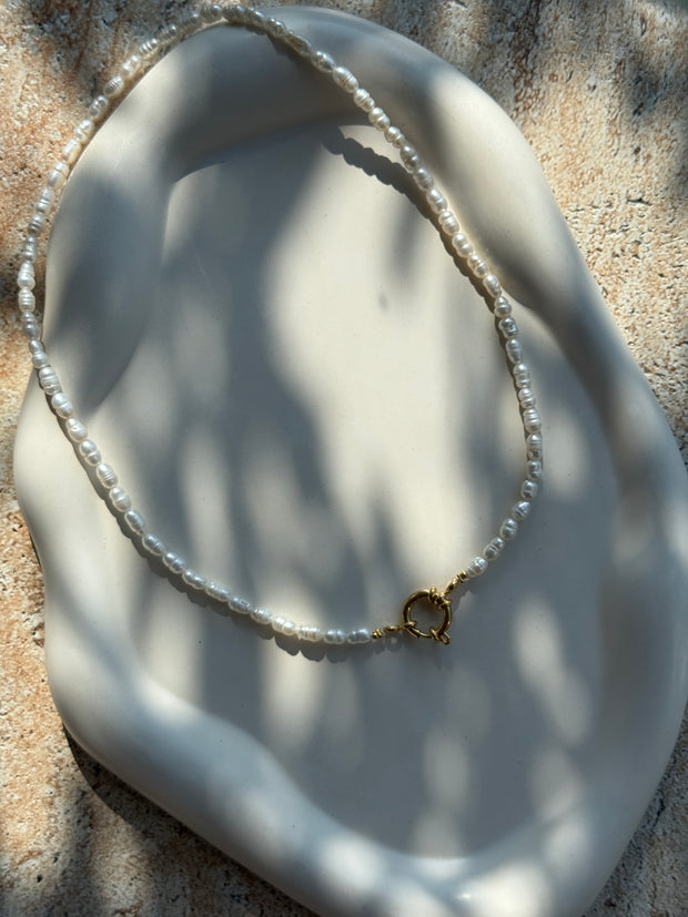 Elara süßwasserperlen choker