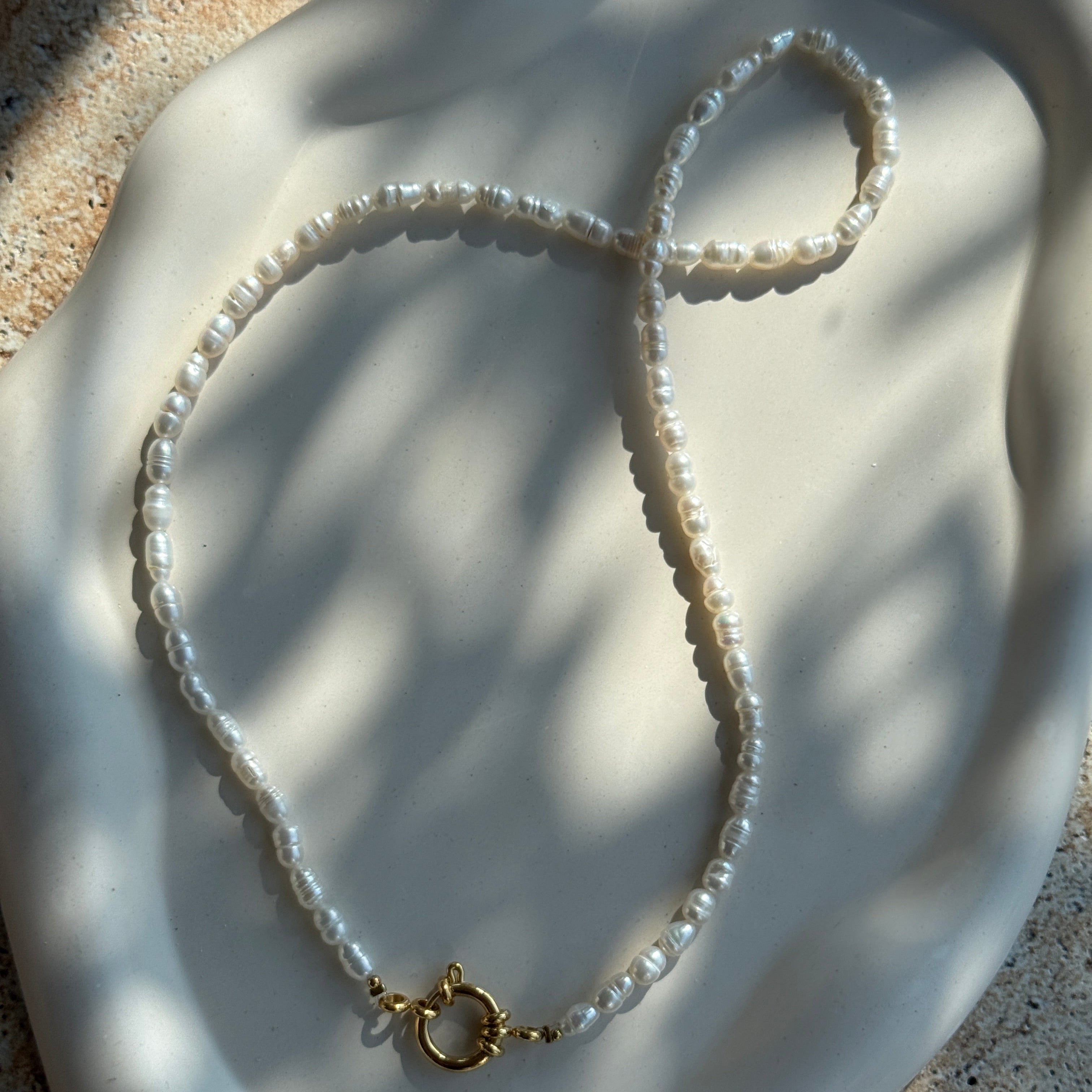 Elara süßwasserperlen choker