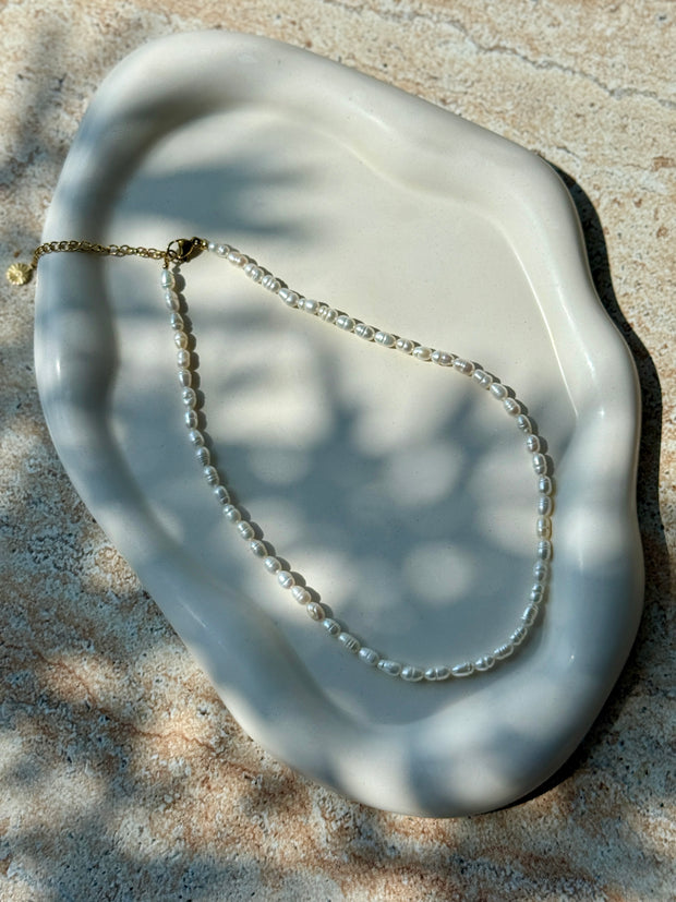 Lunéa Choker – Süßwasserperlen | gold